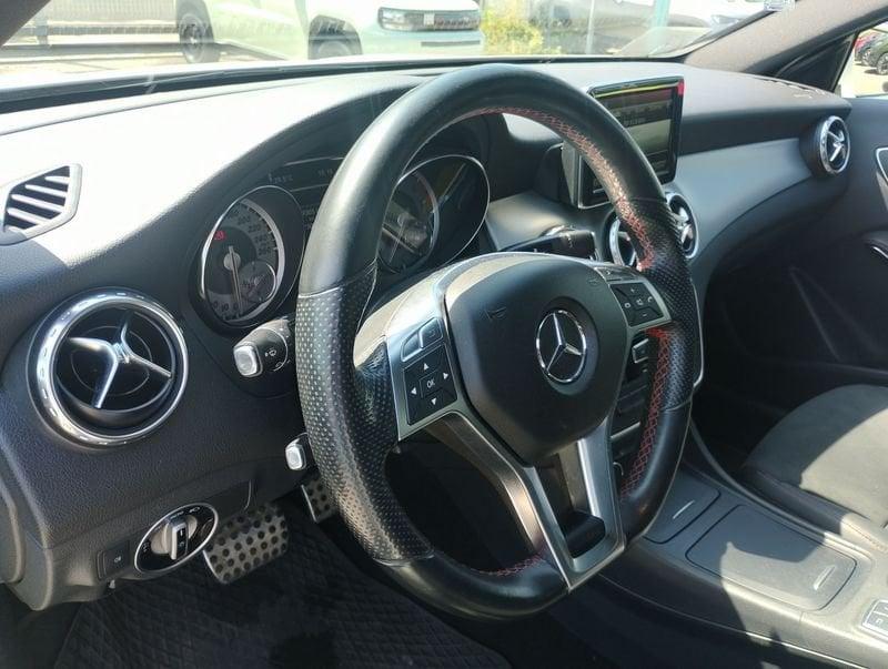 Mercedes-Benz GLA 200 CDI Premium