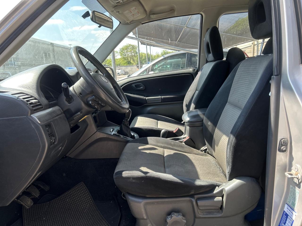 Suzuki Grand Vitara 1.6i 16V cat 3 porte