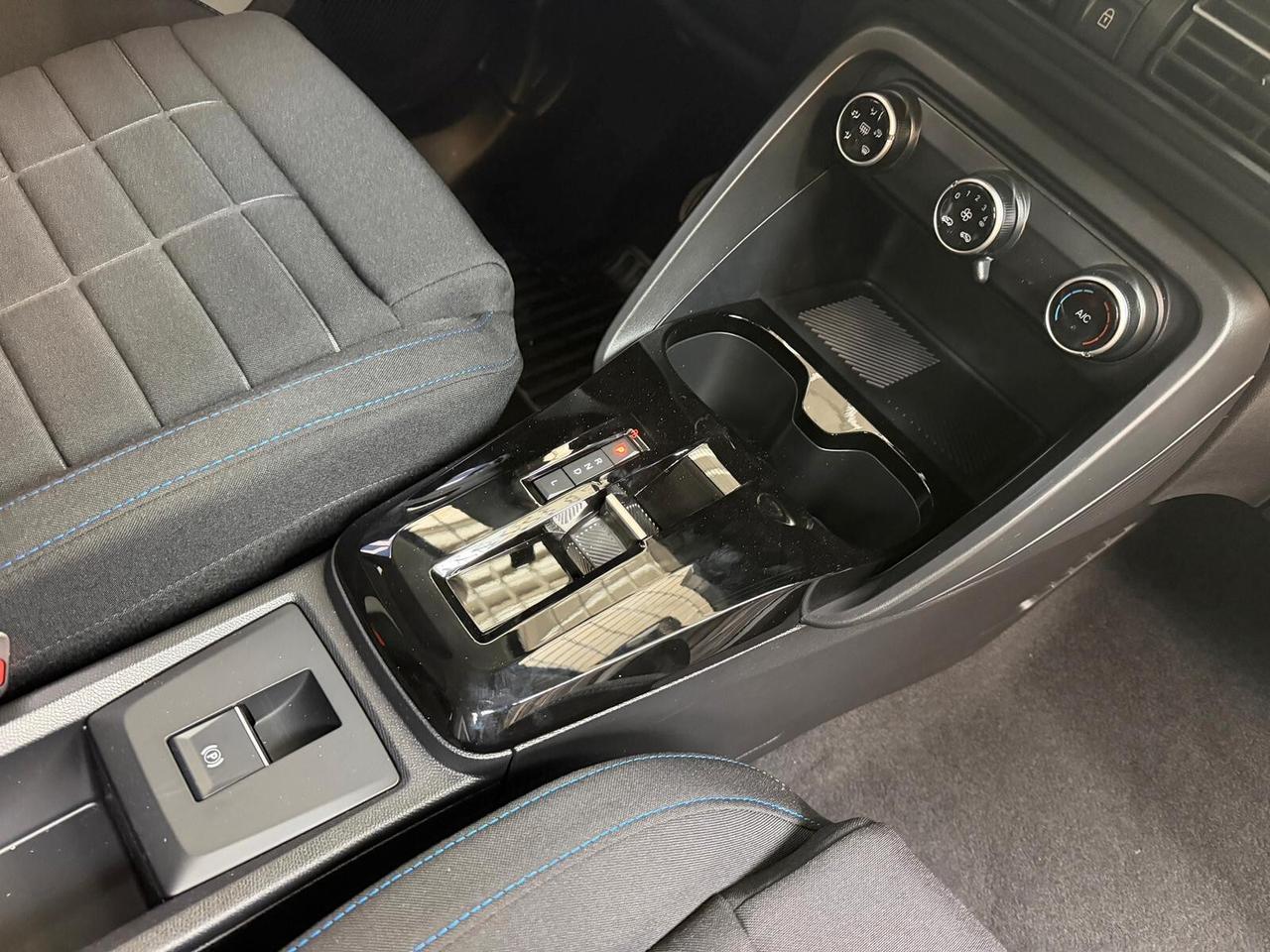 Citroen C3 Hybrid 110 e-DCS6 Plus