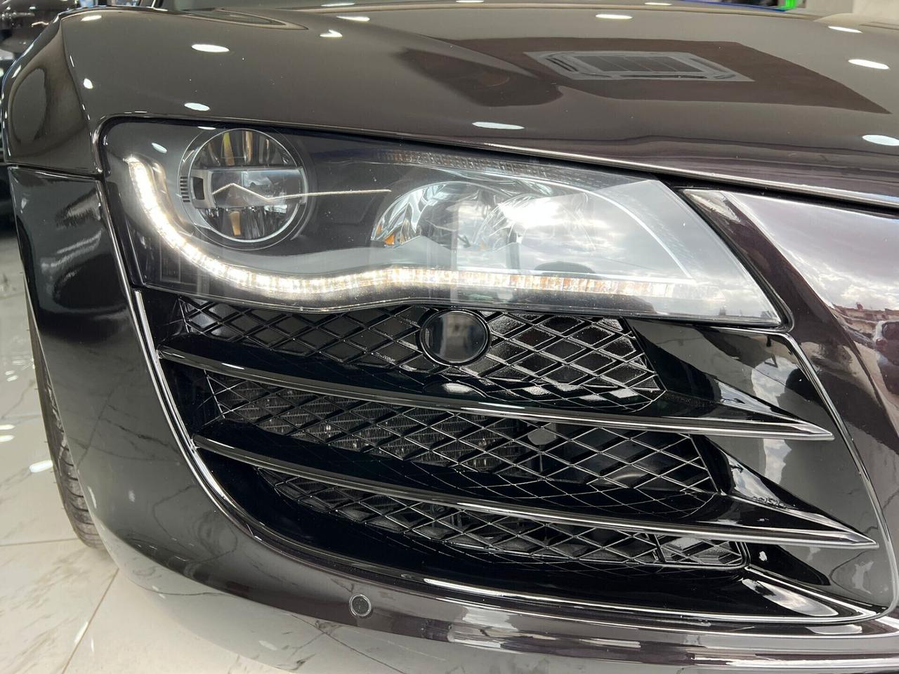 NUOVA AUDI R8 5.2 V10 FSI 525CV QUATTRO R-TRONIC CABRIO IDENTITY BLACK