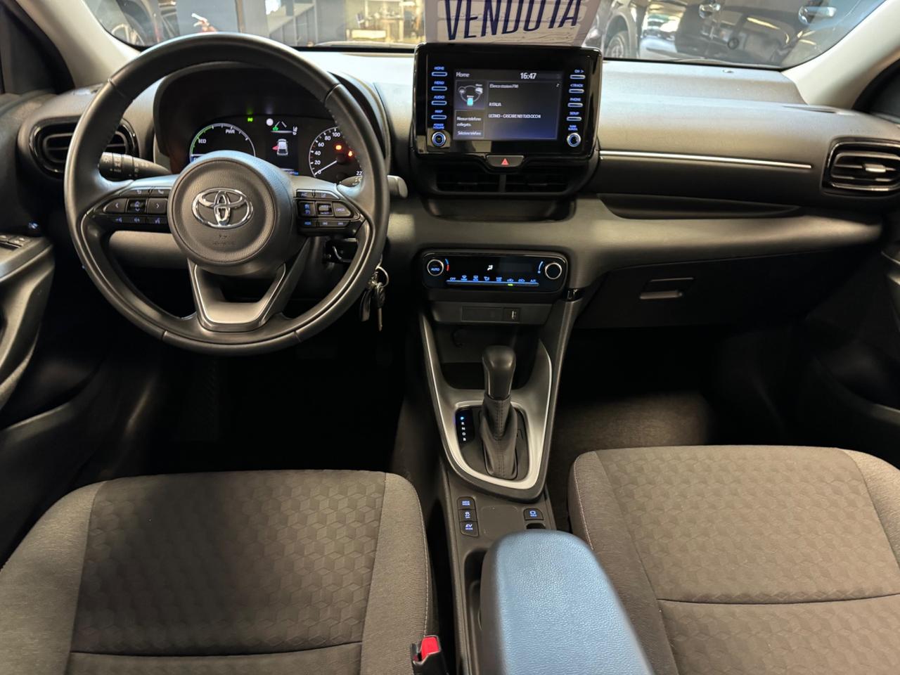 Toyota Yaris 1.5 Hybrid 5 porte Active