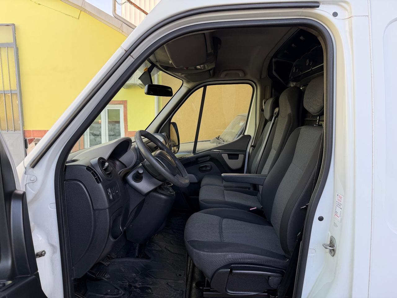 Renault Master 2.3 d Maxi Lungo con clima