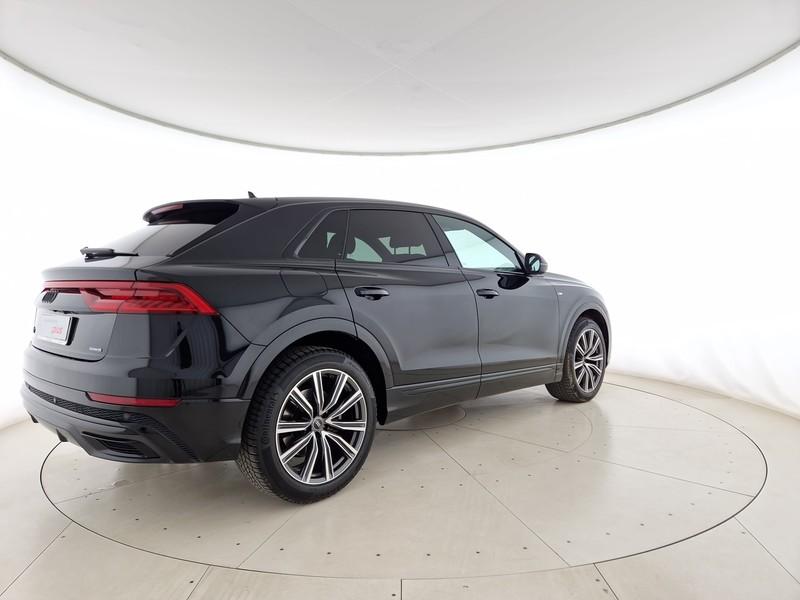 Audi Q8 45 3.0 tdi mhev sport quattro tiptronic