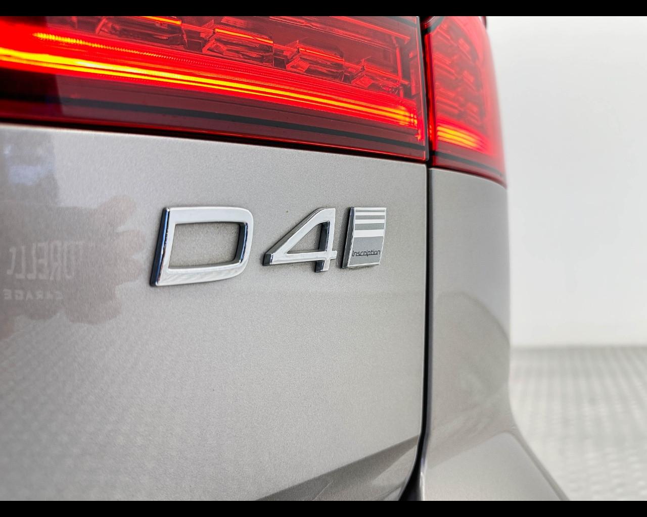 VOLVO V60 (2018-->) - V60 D4 Geartronic Inscription