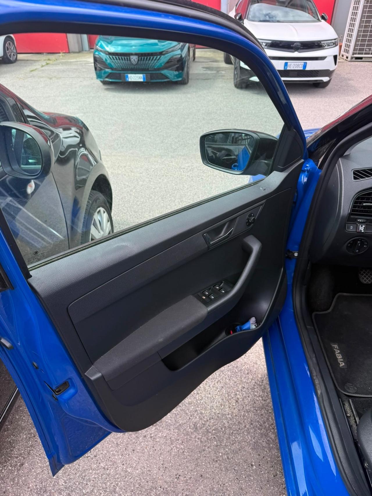 Skoda Fabia 1.0 MPI GPL 60 CV Design Edition