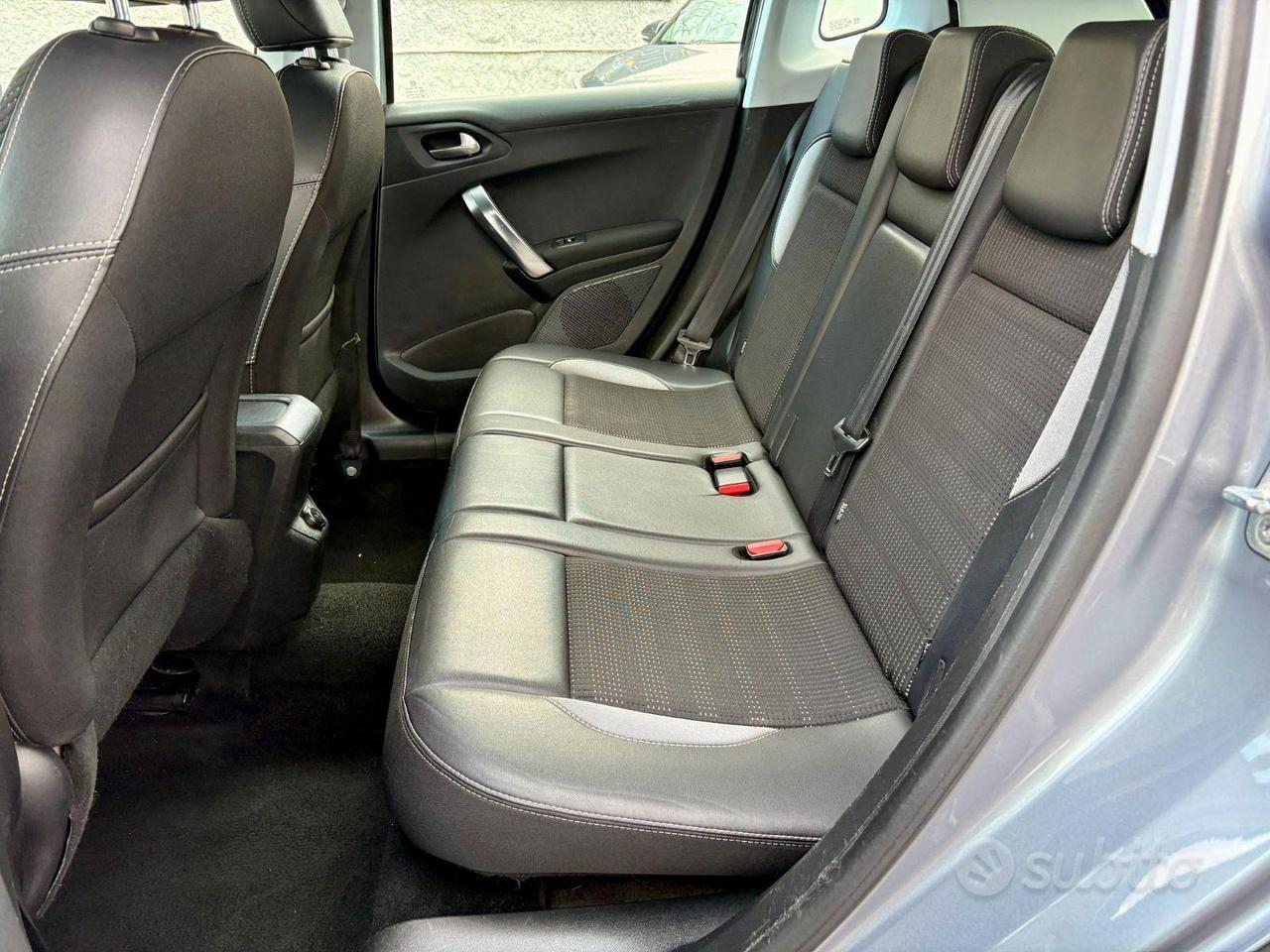 PEUGEOT 2008 1.6 BlueHDi (100CV) Black Matt