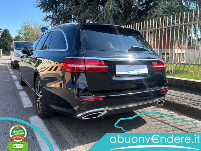 MERCEDES-BENZ E 220 d Mild hybrid 4Matic Auto Sport