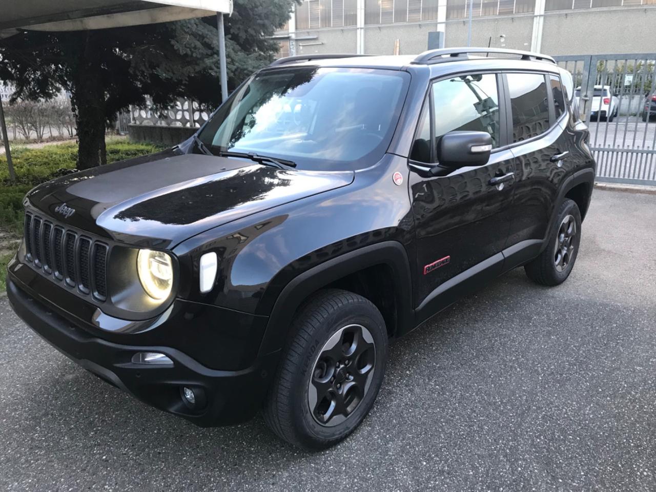 Jeep Renegade 2.0 Mjt 170CV 4WD Active Drive Low Trailhawk