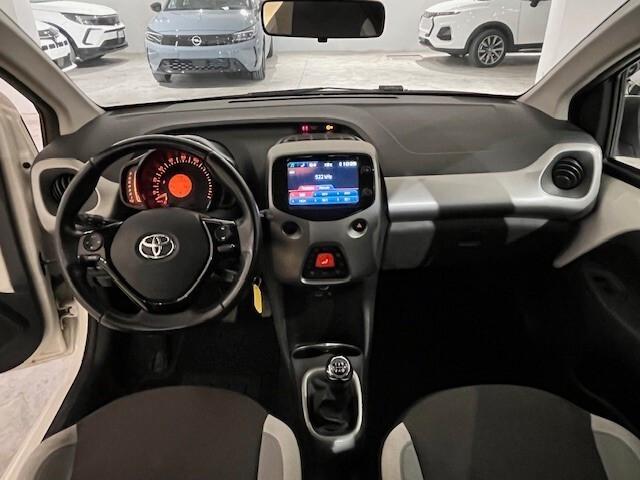 Toyota Aygo 1.0 VVT-i 69 CV 5 porte x-wave