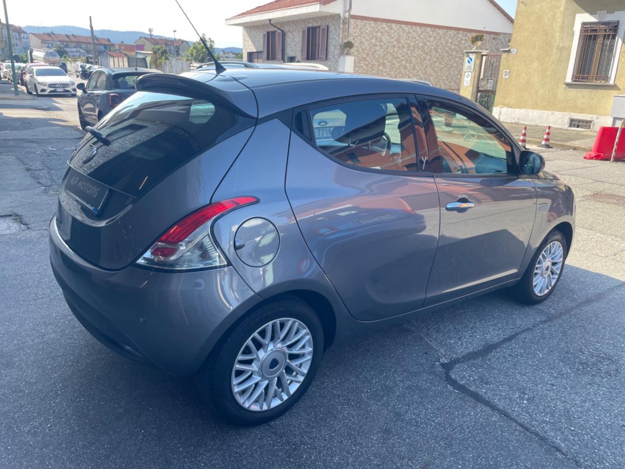 Lancia Ypsilon 1.2 69 CV 5 porte GPL Ecochic Gold