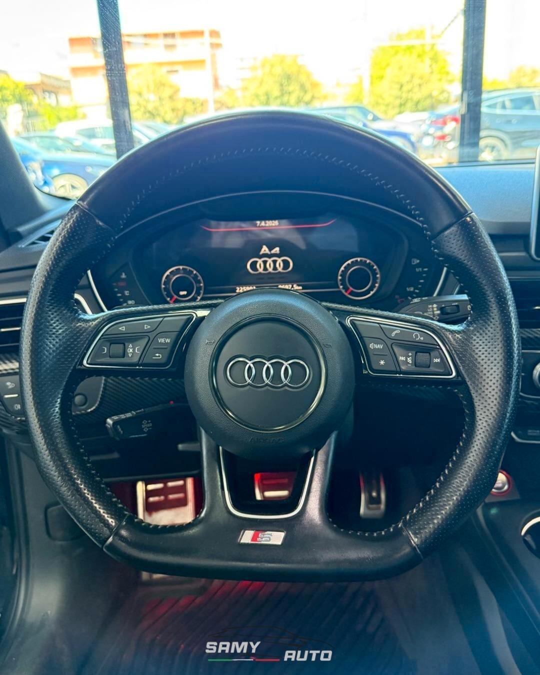 Audi A4 2.0 TDI 190 CV s-line