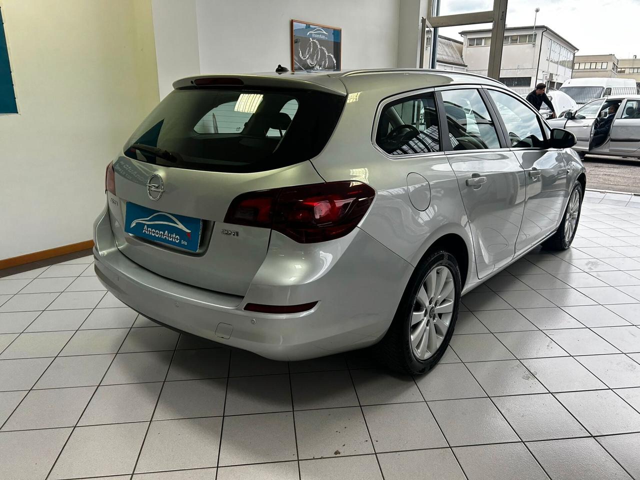 Opel Astra 1.7 CDTI X NEOPATENTATI 2012