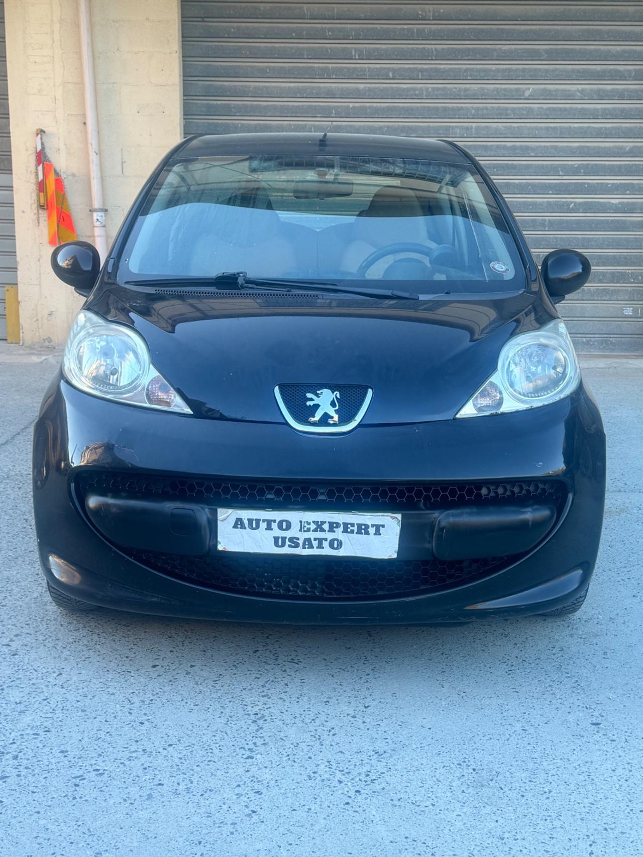 Peugeot 107 1.0 68CV 3p. Sweet Years 2006