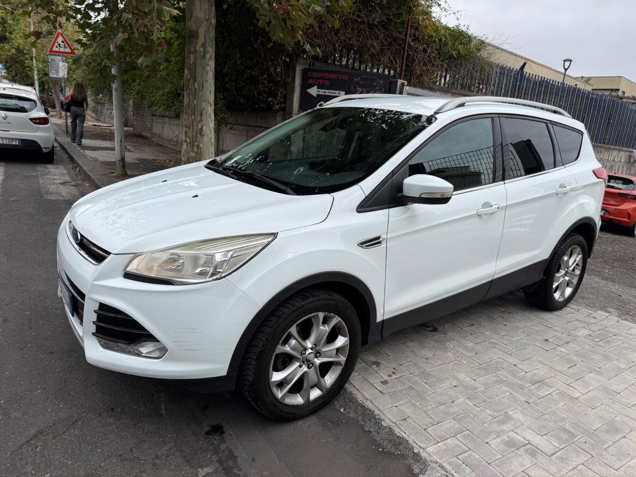 Ford Kuga 2.0 TDCI 163 CV 4WD Powershift Titanium