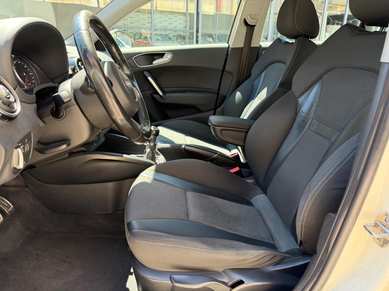 Audi A1 SPB 1.6 TDI S line edition LED 2013