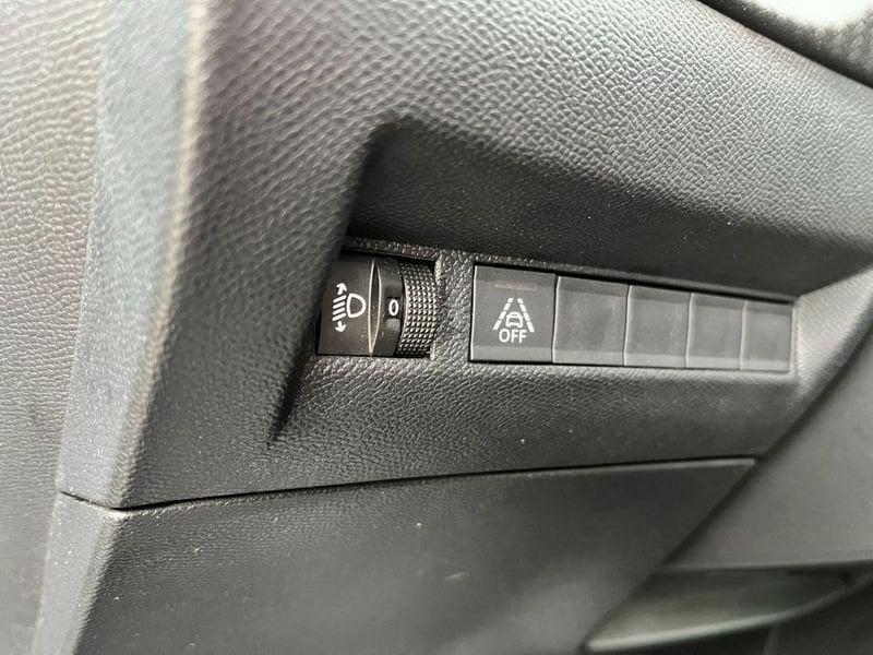 Peugeot 2008 PureTech 100 S&S Active Pack * PROMO *