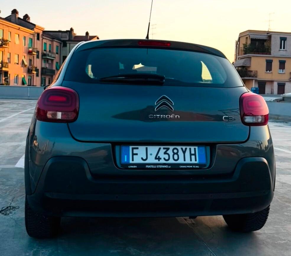 Citroen C3 PureTech 82 Shine GUIDABILE DA NEOPATENTATI