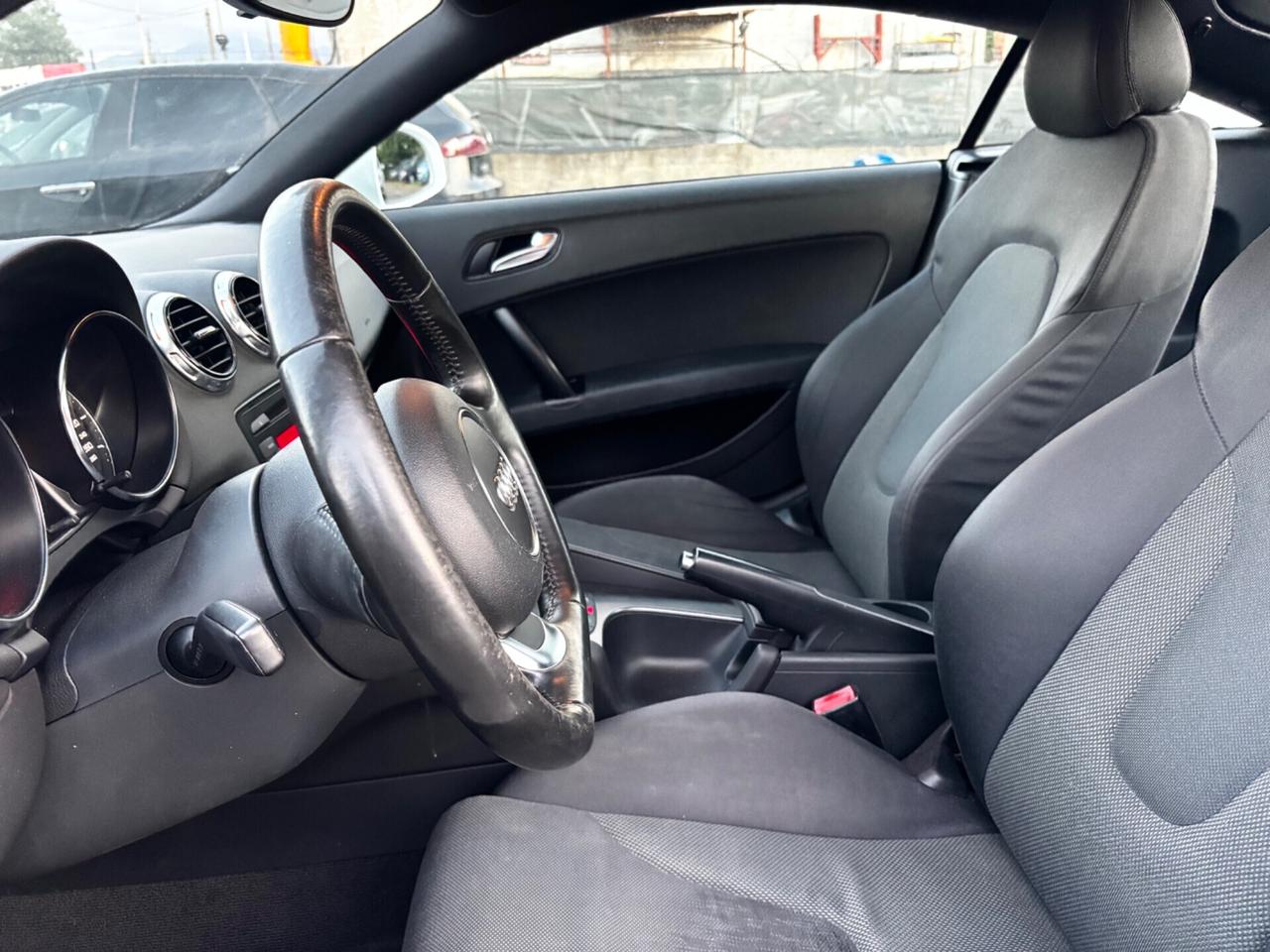 Audi TT Coupé 1.8 TFSI Advanced plus