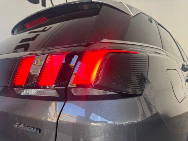 PEUGEOT 3008 GT LINE