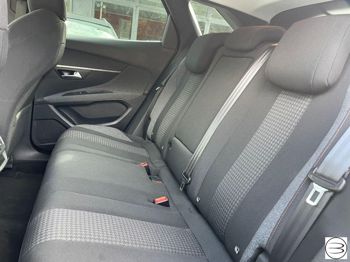 PEUGEOT - 3008 - BlueHDi 130 EAT8 S&S Active