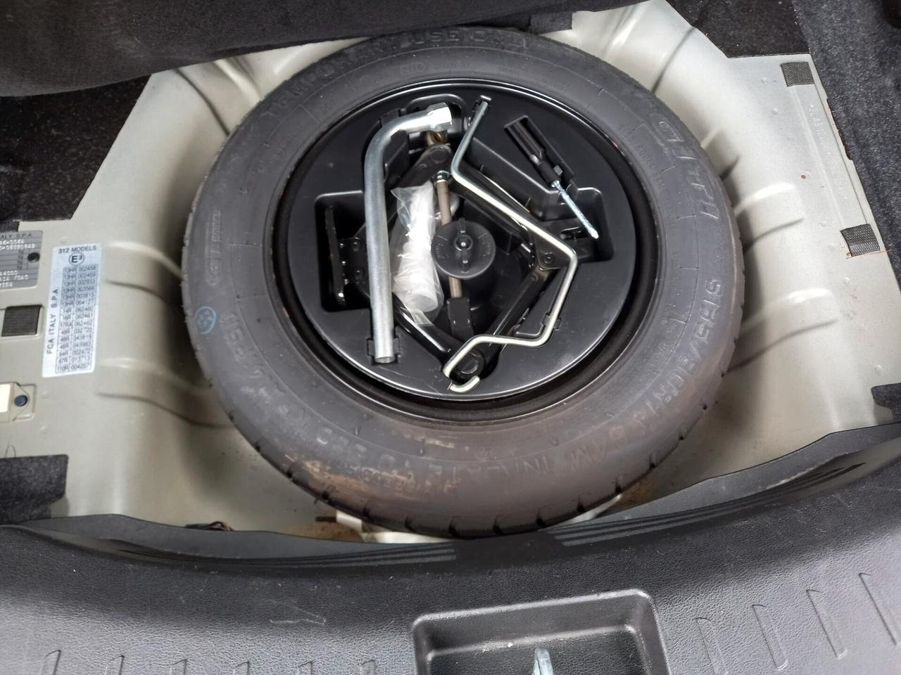 Lancia Ypsilon 1.2 69 CV MYA