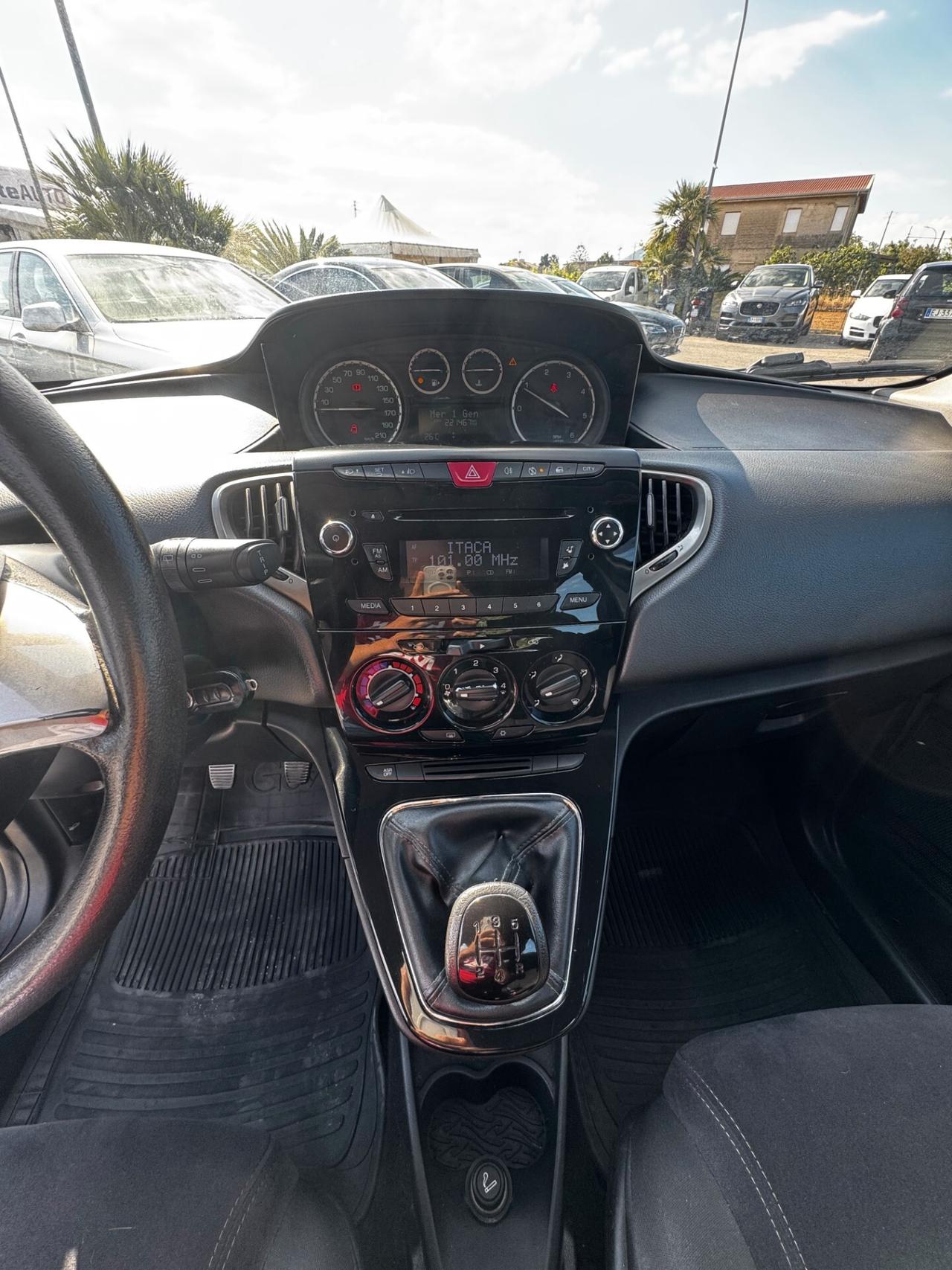 Lancia Ypsilon 1.3 MJT 16V 95 CV 5 porte S&S Gold
