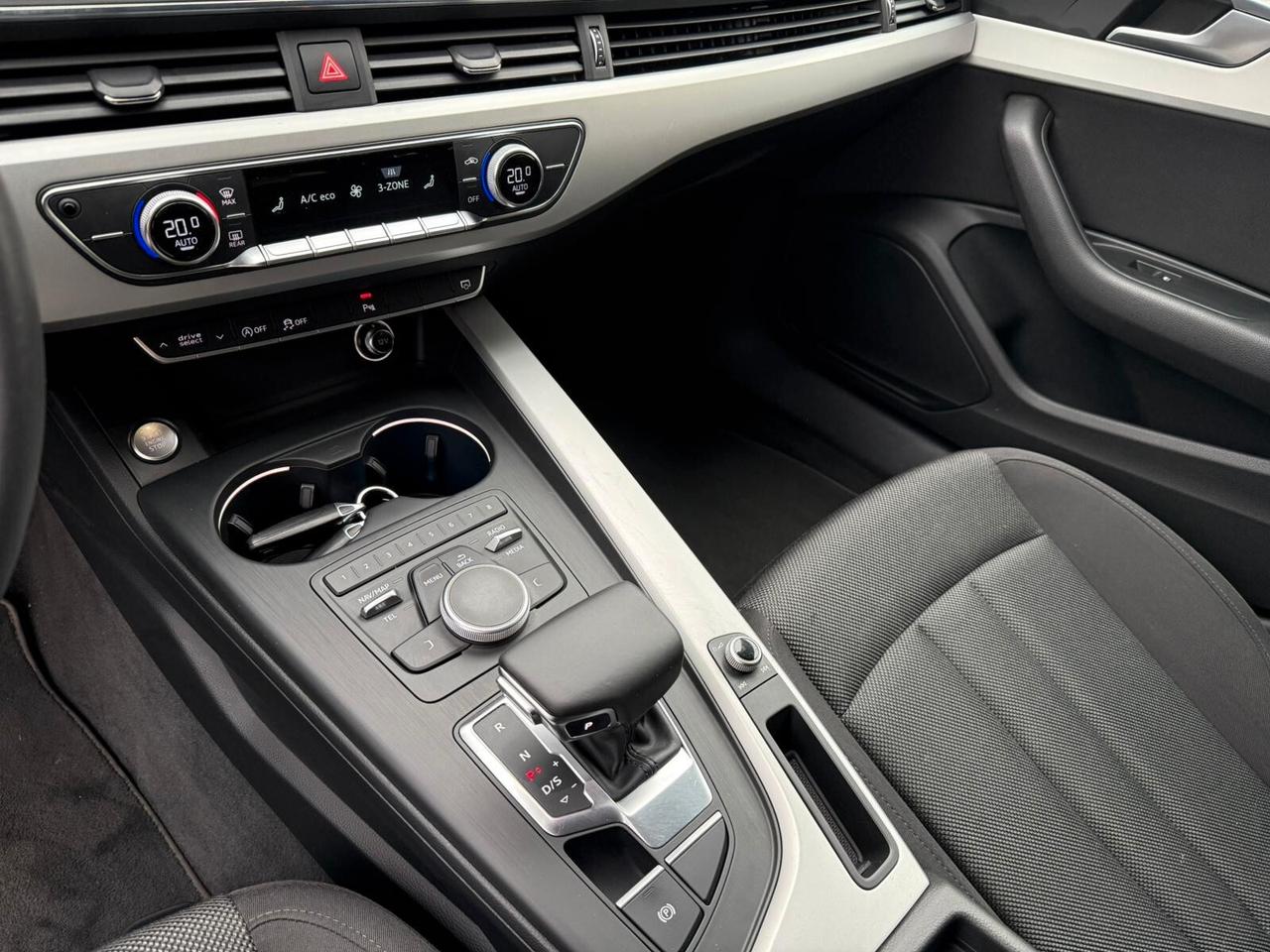 Audi A4 2.0 TDI 150 CV ultra S tronic Sport PROMO!