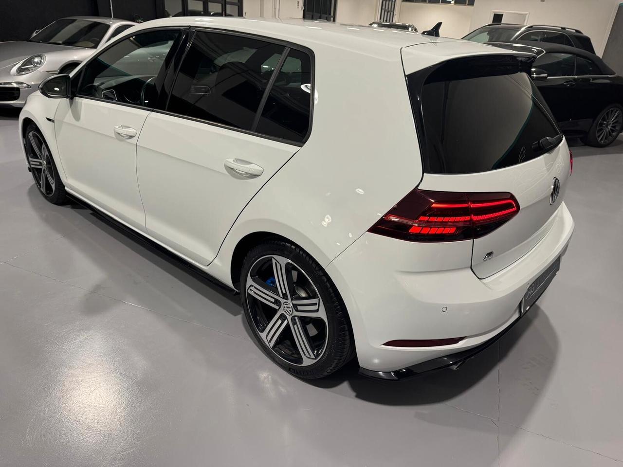 Volkswagen Golf R 2.0 TSI DSG 4MOTION 5p. BMT