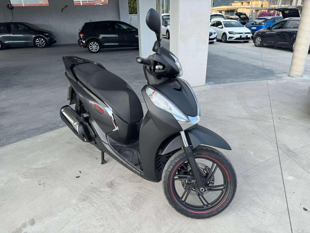 Honda SH 300 i Sport 15500 KM UNIPRO-2020
