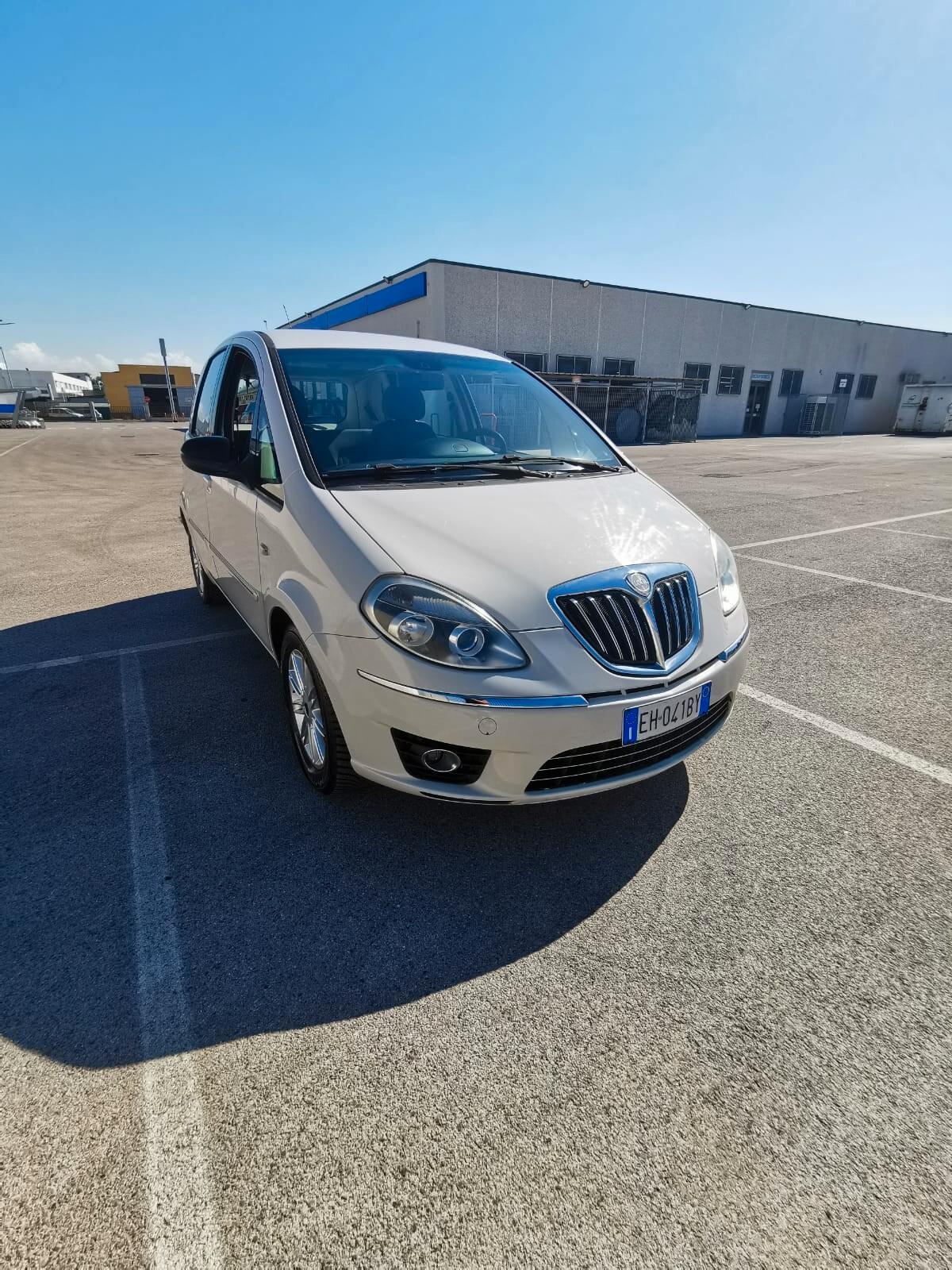 Lancia MUSA 1.4 16V Diva - 2011