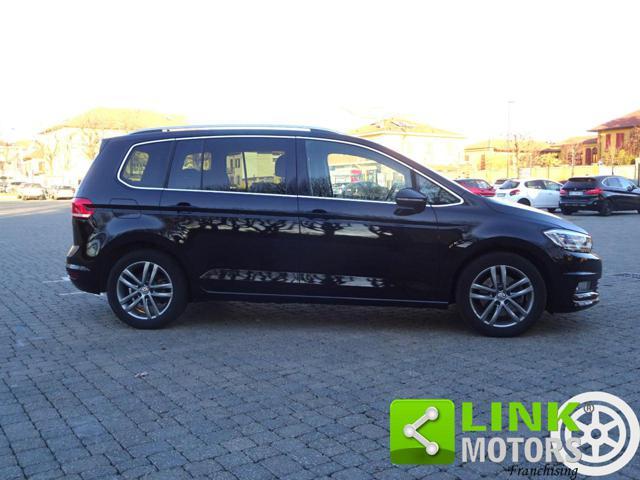 VOLKSWAGEN Touran 2.0 TDI 150 CV SCR DSG Executive 7p GARANTITA