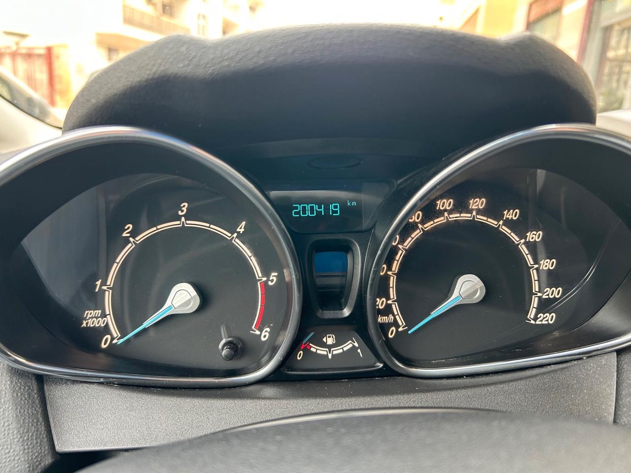 Ford Fiesta 1.5 TDCi 75CV 5 porte Business