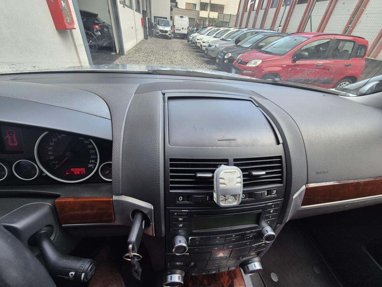 Volkswagen Touareg 3.2 V6 GPL - 4X4 -CAMBIO AUTOMATICO