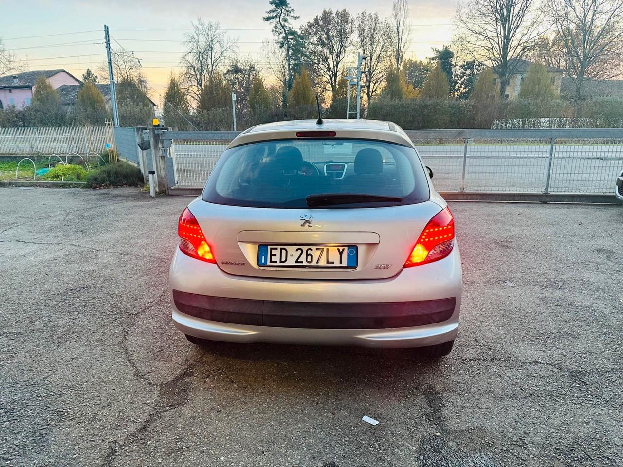 Peugeot 207 1.4 HDi 70CV FAP 5p. XS