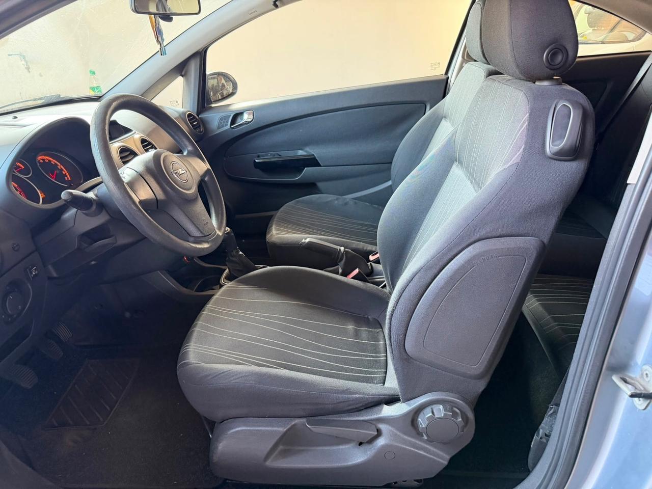 Opel Corsa 1.2 80CV 3 porte GPL-TECH Enjoy