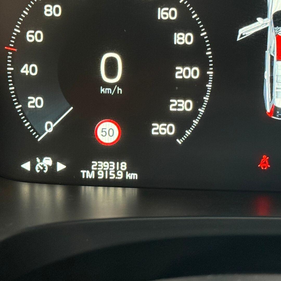 Volvo V90 D4 AWD Geartronic Inscription