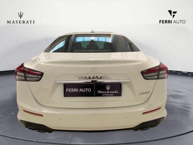 MASERATI Ghibli 2.0 330 CV 2WD MHEV Gransport