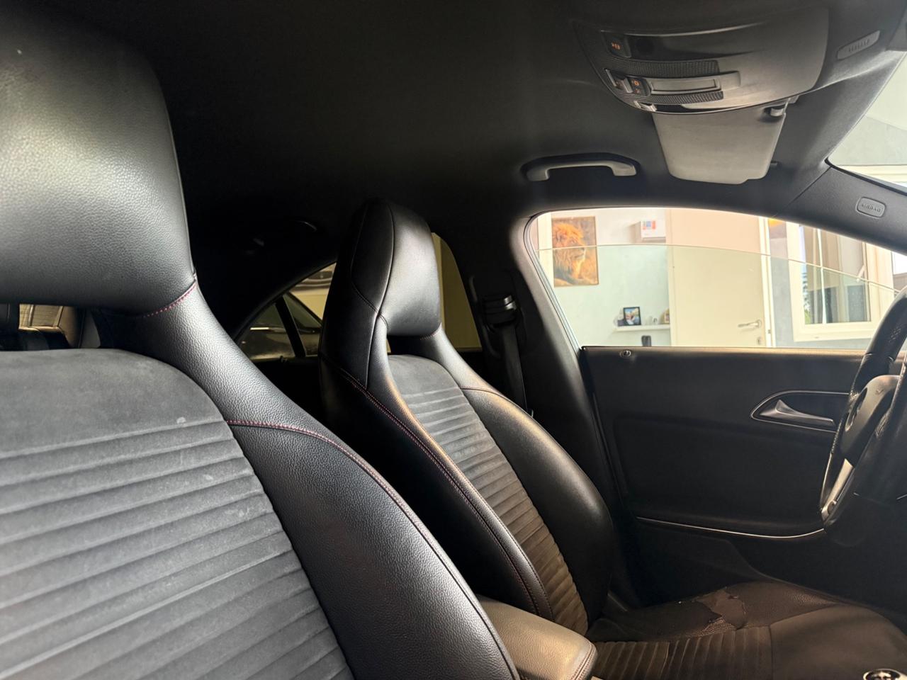Mercedes-benz CLA 180 CDI Premium