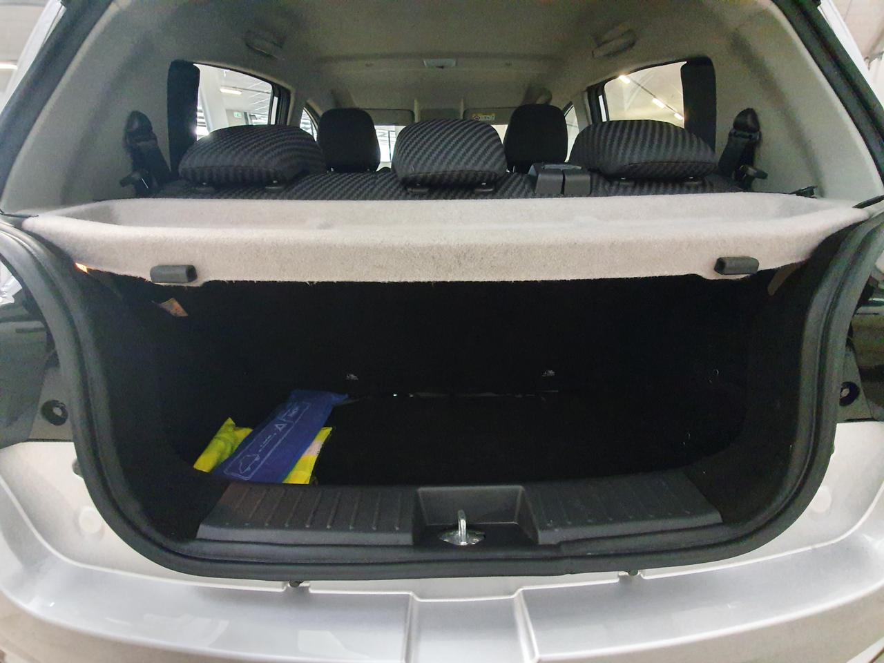 MAHINDRA KUV100 - KUV100 1.2 VVT K8