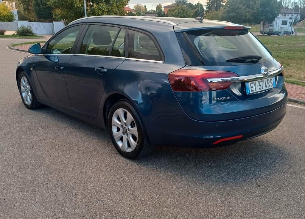 Opel Insignia 2.0 CDTI 140CV Ecopower 104gr. Sports Tourer Cosmo Business