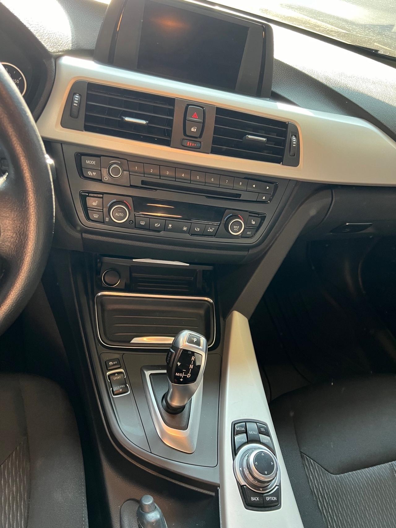 Bmw 320 320d Touring Luxury