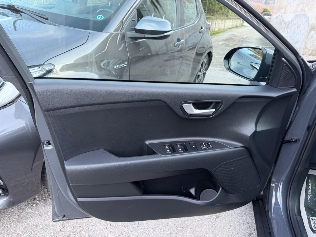 Kia Stonic 1.2 DPI ECO GPL Urban