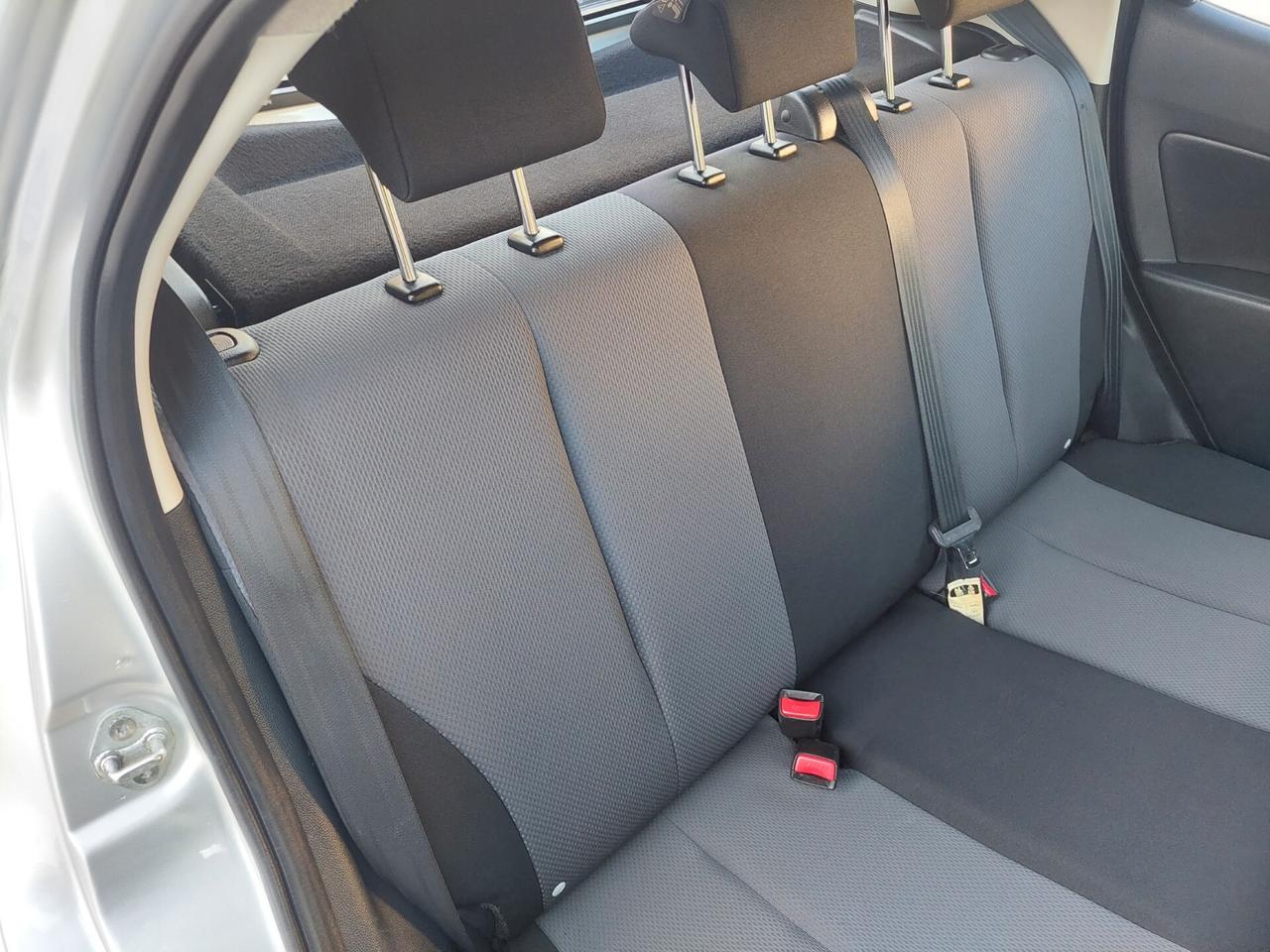 Mazda 2 1.3 16V 75CV 5porte Easy
