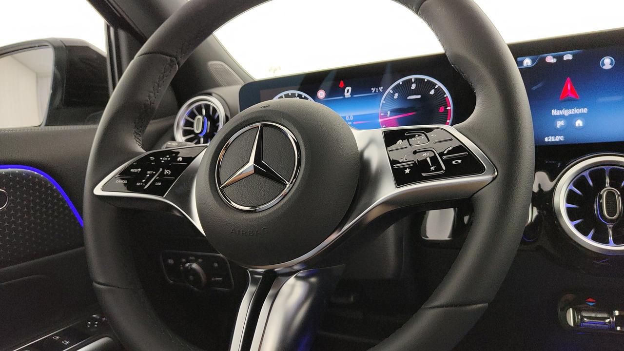 Mercedes-Benz GLA 200 d automatic