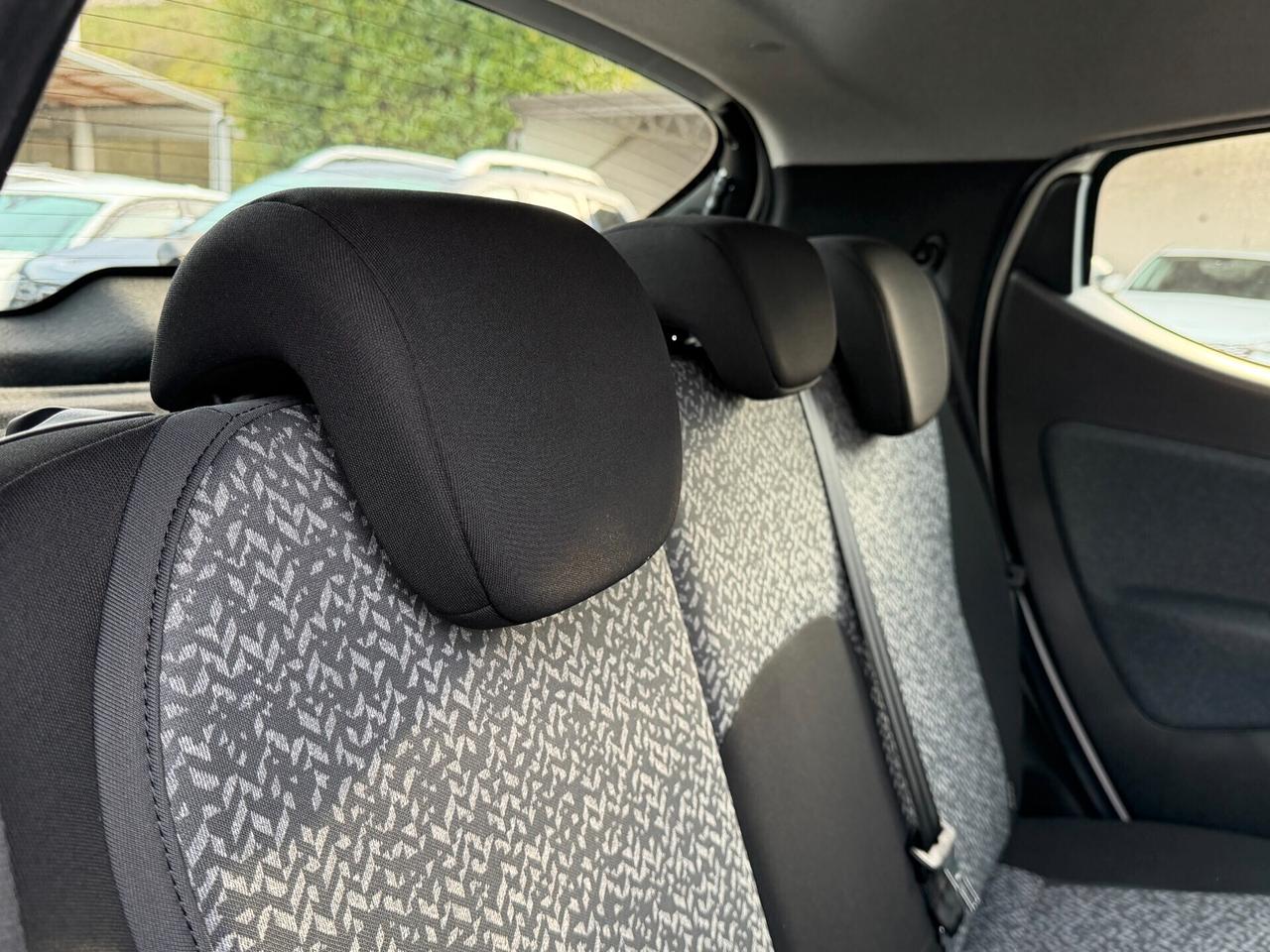 Lancia Ypsilon 1.2 69 cv. ELEFANTINO BLU