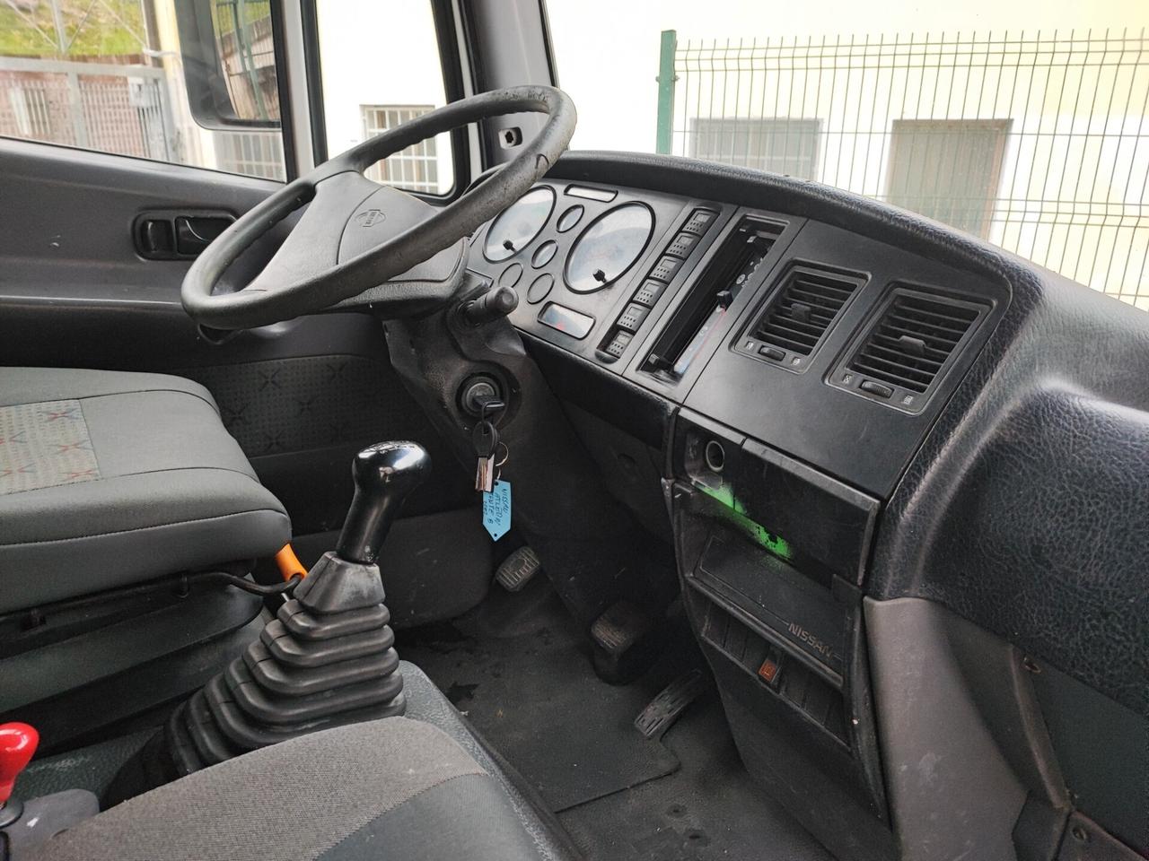 Nissan Atleon TK 35 IVA COMPRESA