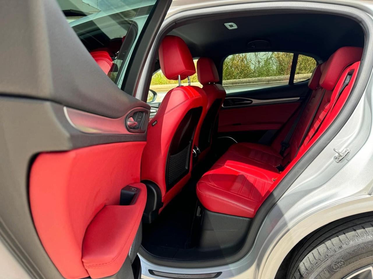 Alfa Romeo Stelvio 2.2 Turbodiesel 210 CV AT8 Q4 Veloce Tì
