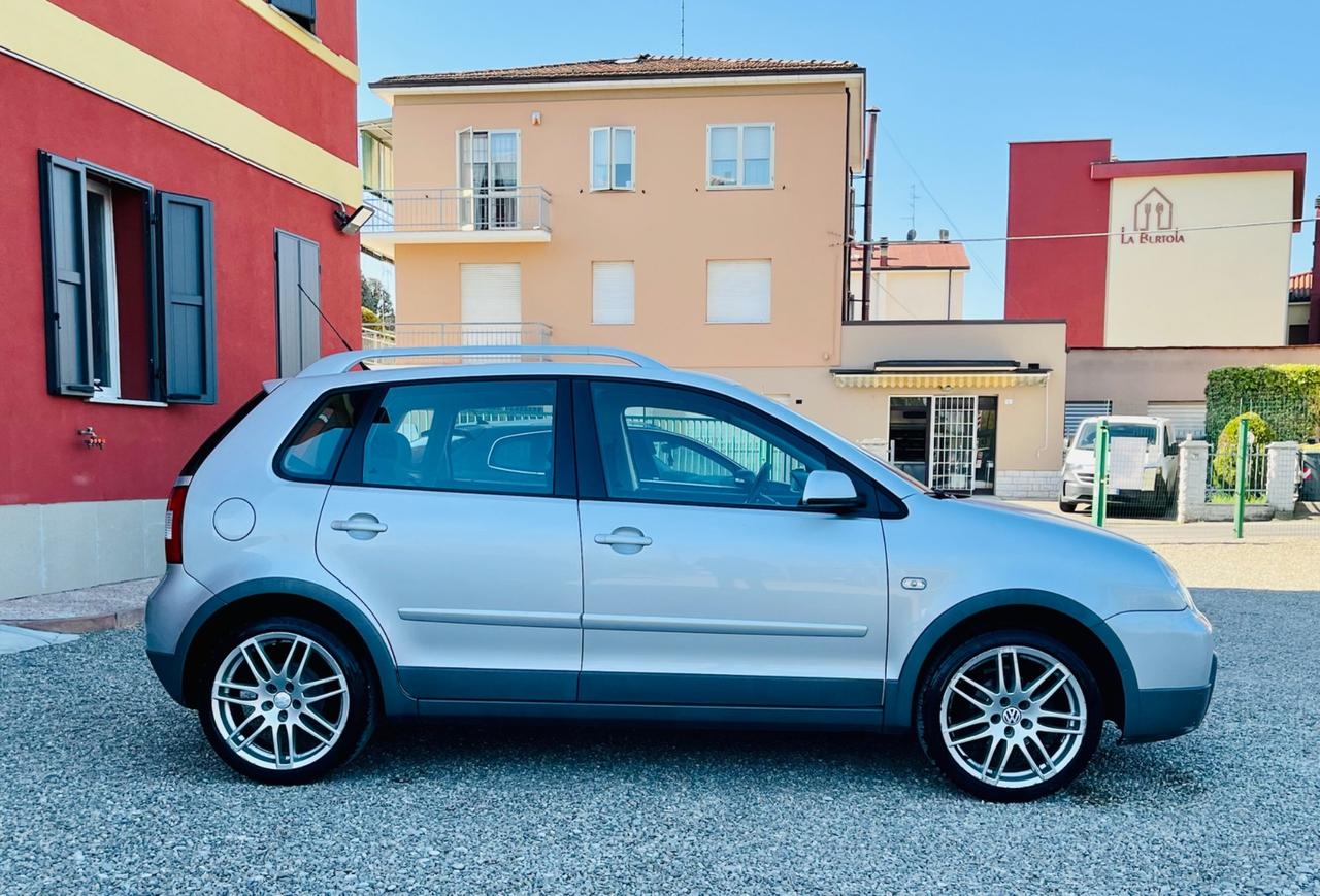 Volkswagen Polo Fun 1.4 75cv