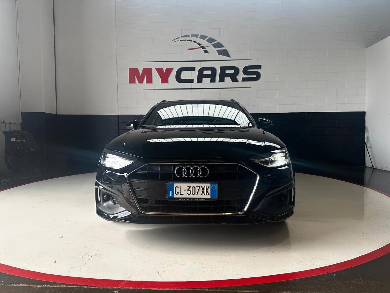 Audi A4 Avant 30 TDI/136 CV mhev S tronic Business Advanced