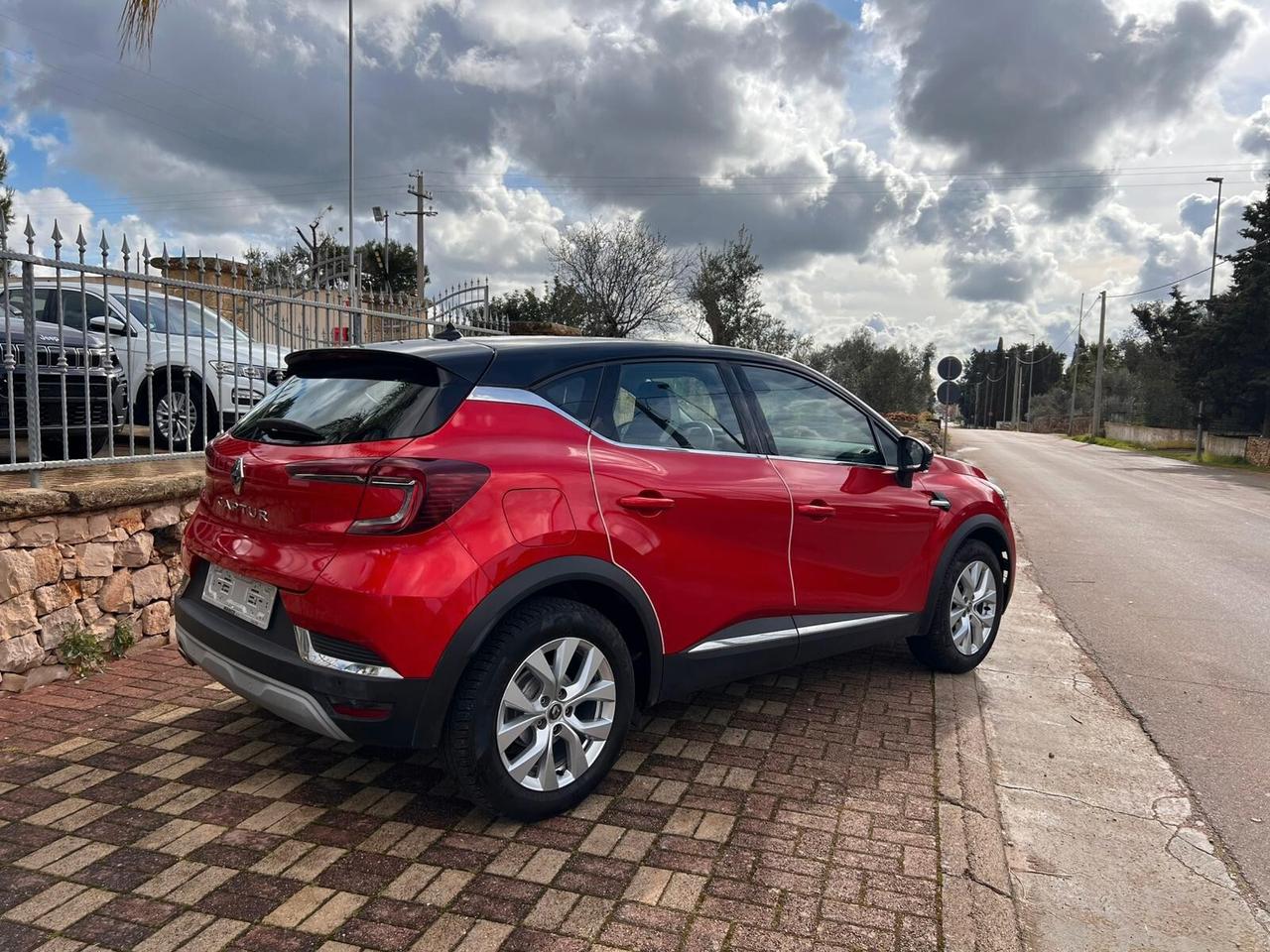 Renault Captur TCe 100 CV GPL Intens